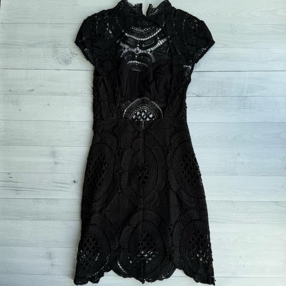 Bebe Elegant Black Open Back Lace Mini Dress XS - Picture 5 of 9